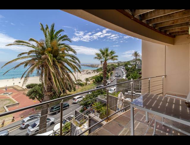 3 BEDROOM APARTMENT FOR SALE IN CAMPS BAY